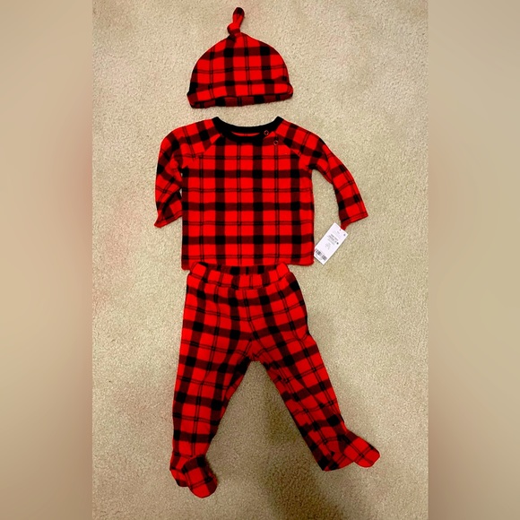 Carter’s Buffalo Plaid two piece baby pajamas 9M NWT - Picture 3 of 7